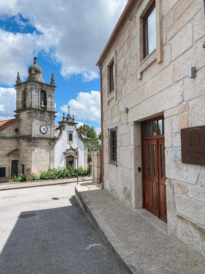 The Village House By Cdv Carrazeda de Anciaes Bagian luar foto